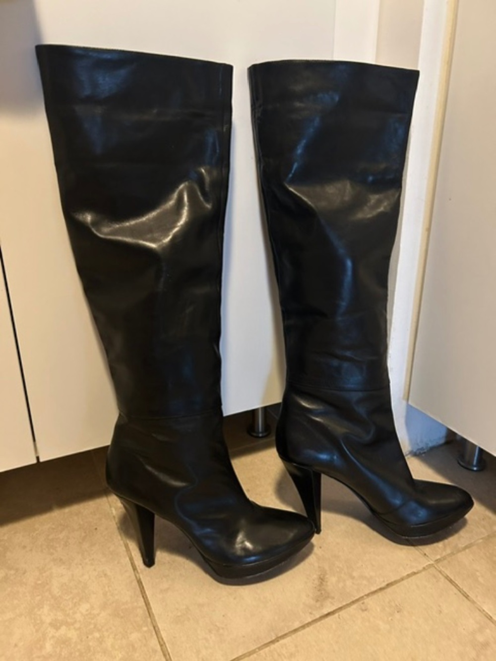 Sigerson Morrison knee high black leather boots